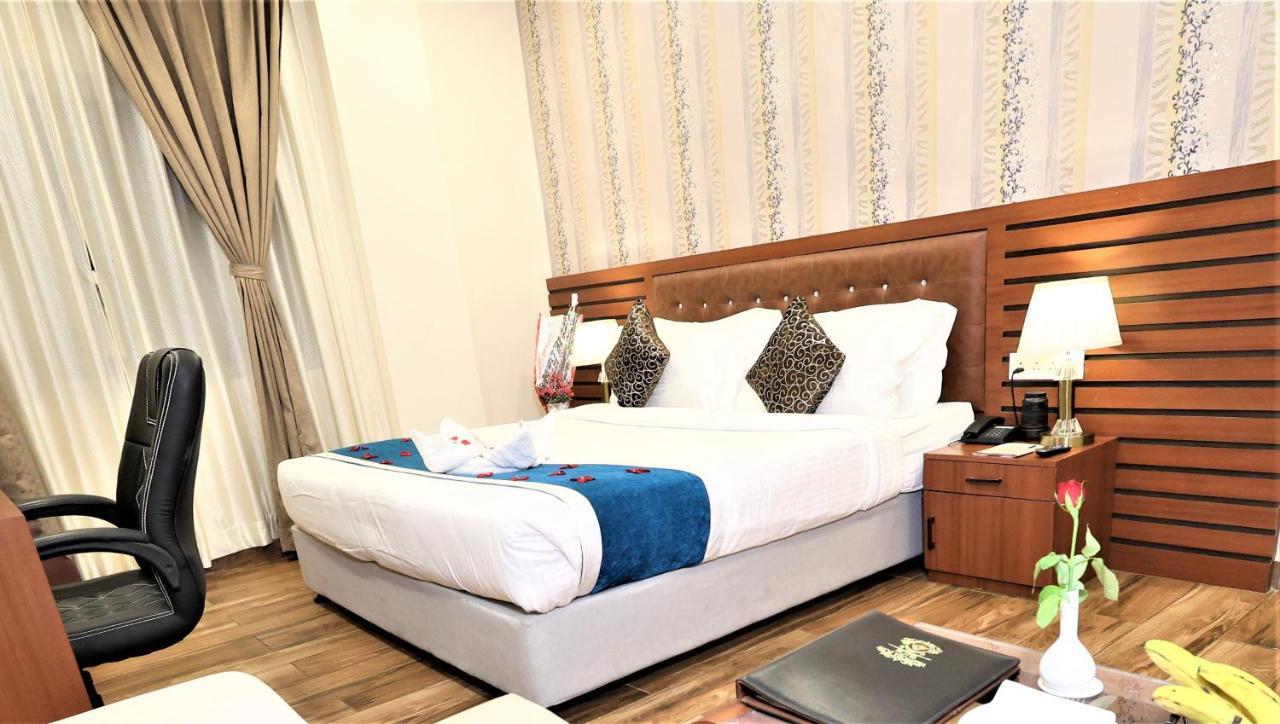 Hotel Sidh Vedantha Patna  Kültér fotó