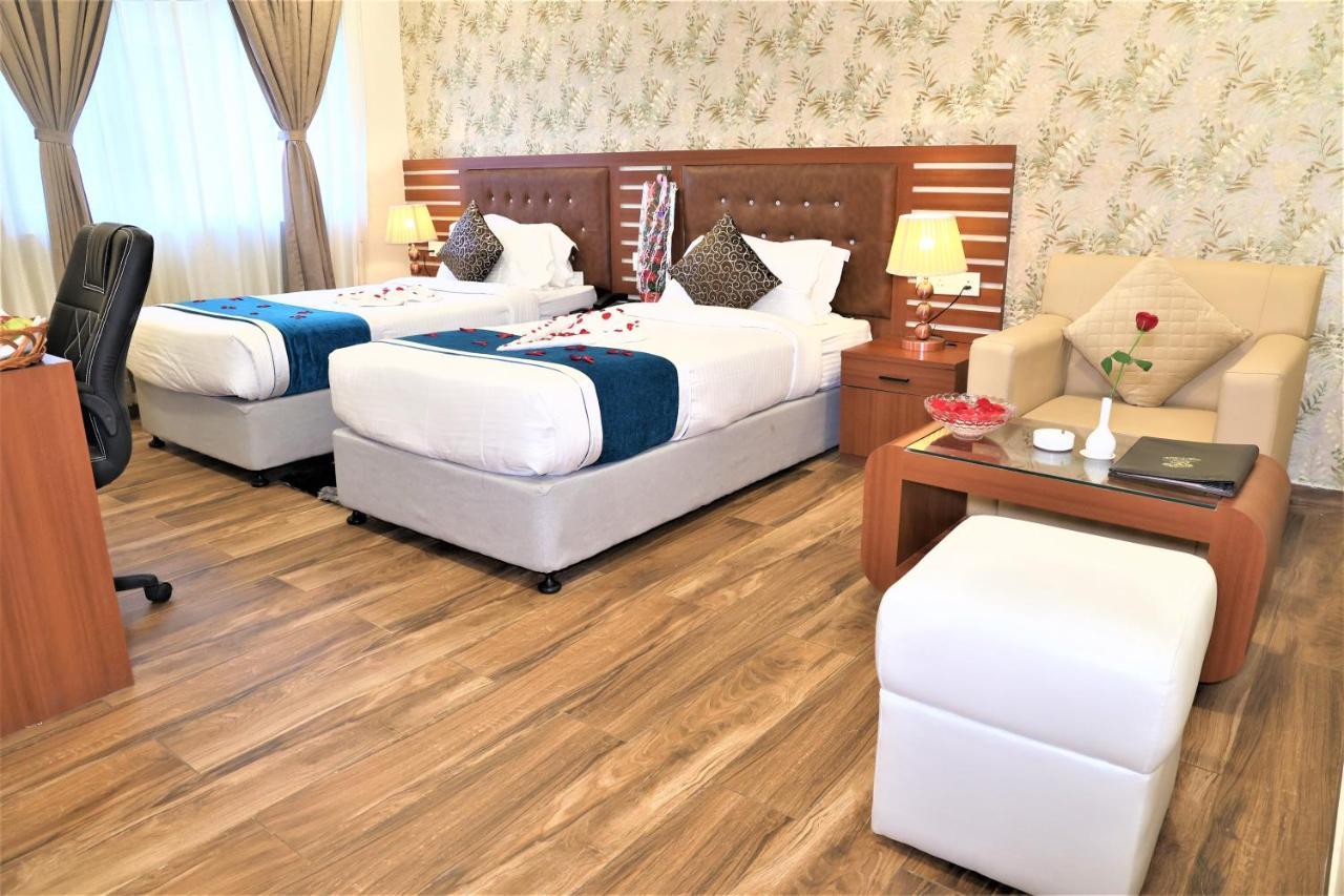 Hotel Sidh Vedantha Patna  Kültér fotó