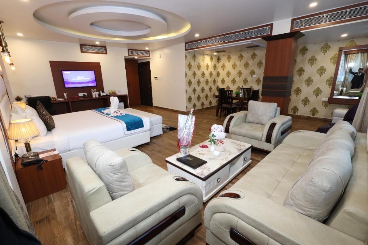 Hotel Sidh Vedantha Patna  Kültér fotó